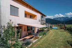 Rosenhaus 3 Schwarzenberg